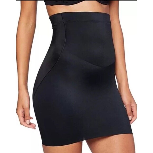 Spanx Other - Spanx Smart Grip No Slip Half Slip Shaper Skirt 112121  Size XSmall Black